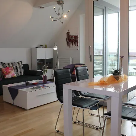 Splendid In With Balcony Apartment Wismar